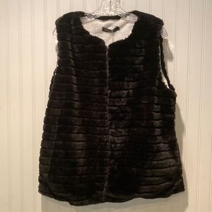Merokeety Faux Fur Vest Size Large